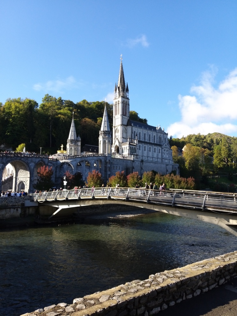 Basilique et Gave