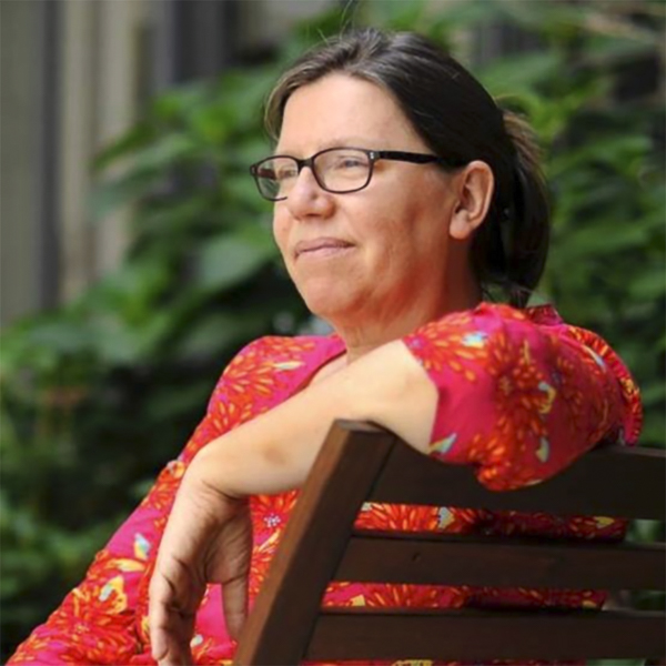 anne-lecu-robe-rouge