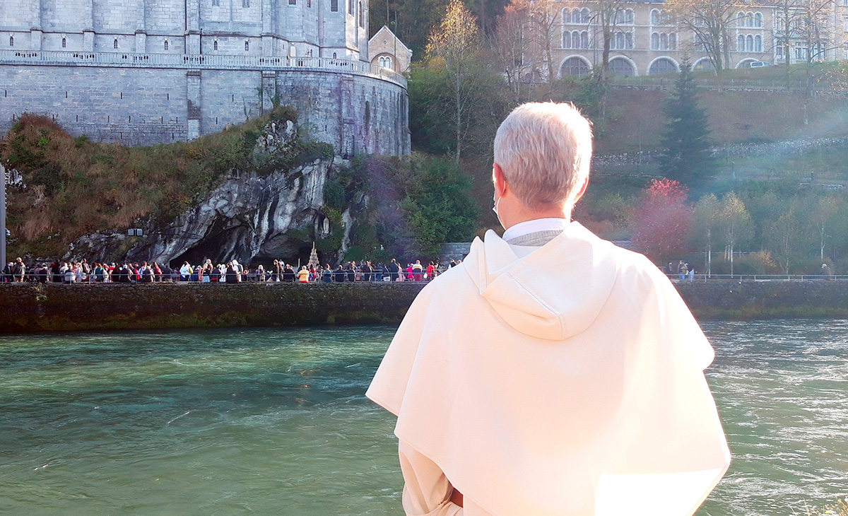 PRIÈRE À NOTRE DAME DU ROSAIRE Le Pèlerinage du Rosaire
