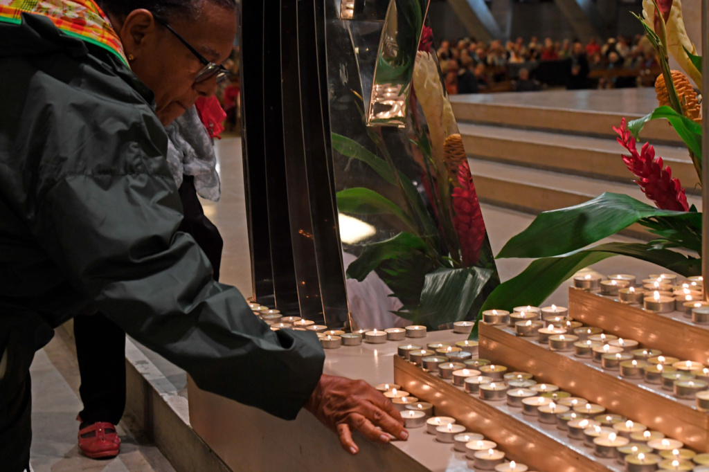 Méditation du chapelet à la Basilique Saint-PieX