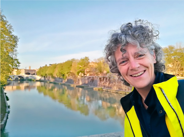 Courir, respirer, entrer dans le rythme de la vie qui en Dieu est Mouvement permanent, c'est ce que sr Marie-Théo Manaud, marathonienne, va nous partager dans sa conférence