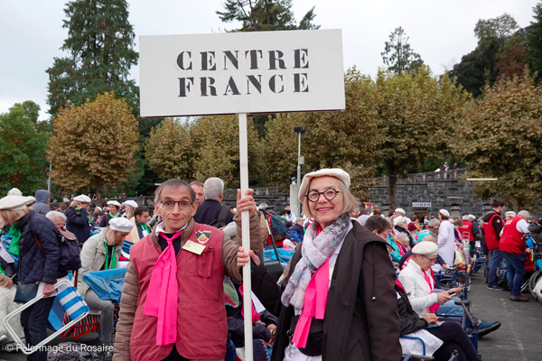 3_Ven04Oct_B_Messe_Onction_23_